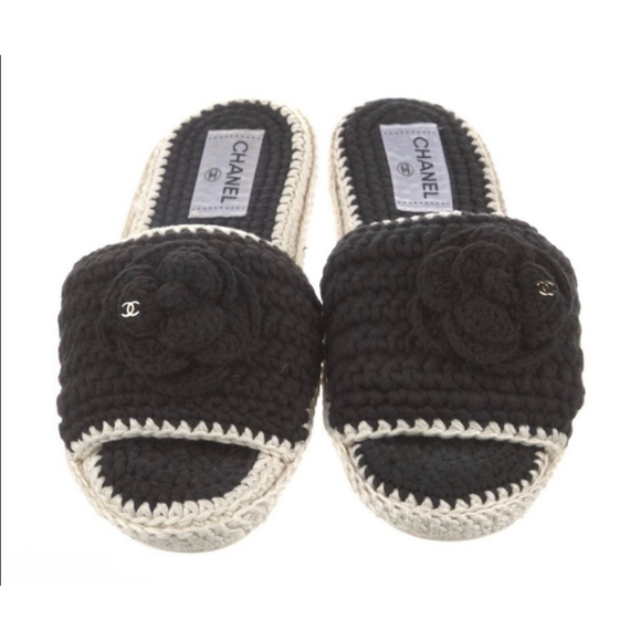 New Chanel Crochet Camellia Slide Slippers Black Beige 37/7 - Picture 1 of 5